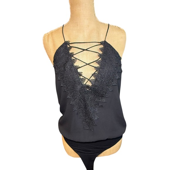 WAYF Black Lace Up Bodysuit Top‎ Sleeveless Snap Crotch Blouse Women's Size S - Picture 2 of 9